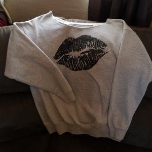 sweatshirt